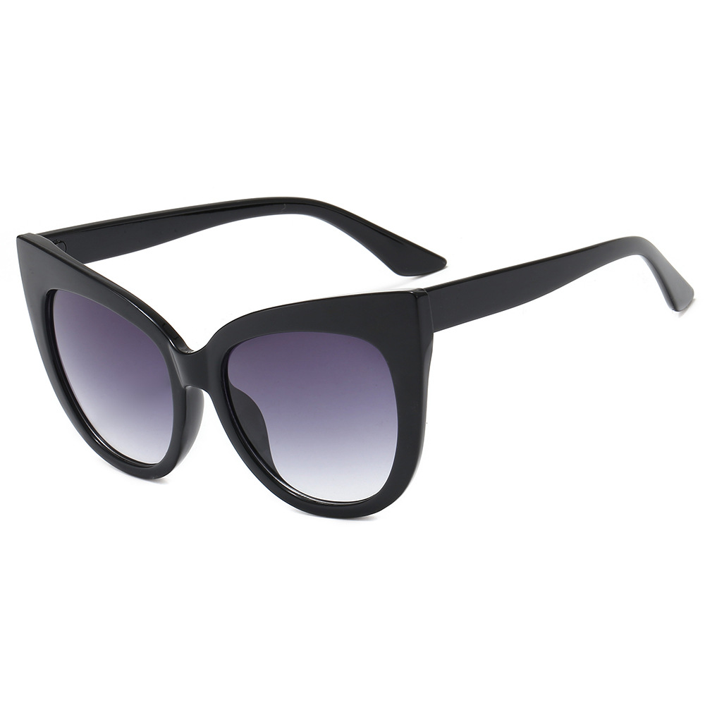  Elegant sunglasses that fit your lady are available in many colors to satisfy your lady's taste