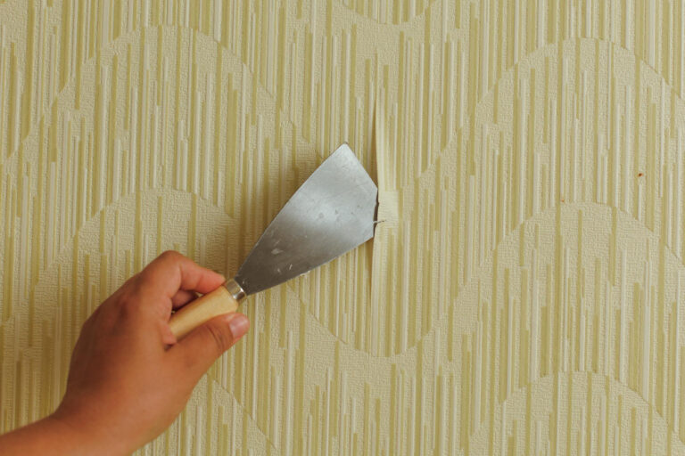 How to Remove Wallpaper Effectively