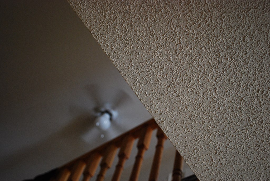 How to remove popcorn ceiling