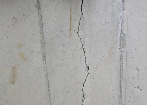 Wall Crack Repair