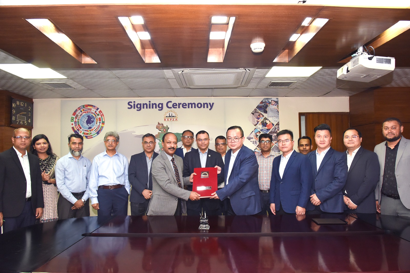 Chinese SBS Zipper sign deal to invest US$ 19.97 million in BEPZA Economic zone