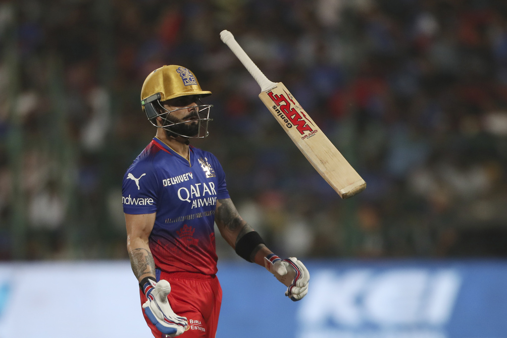 Royal Challengers Bengaluru beat Gujarat Titans to stay alive in IPL