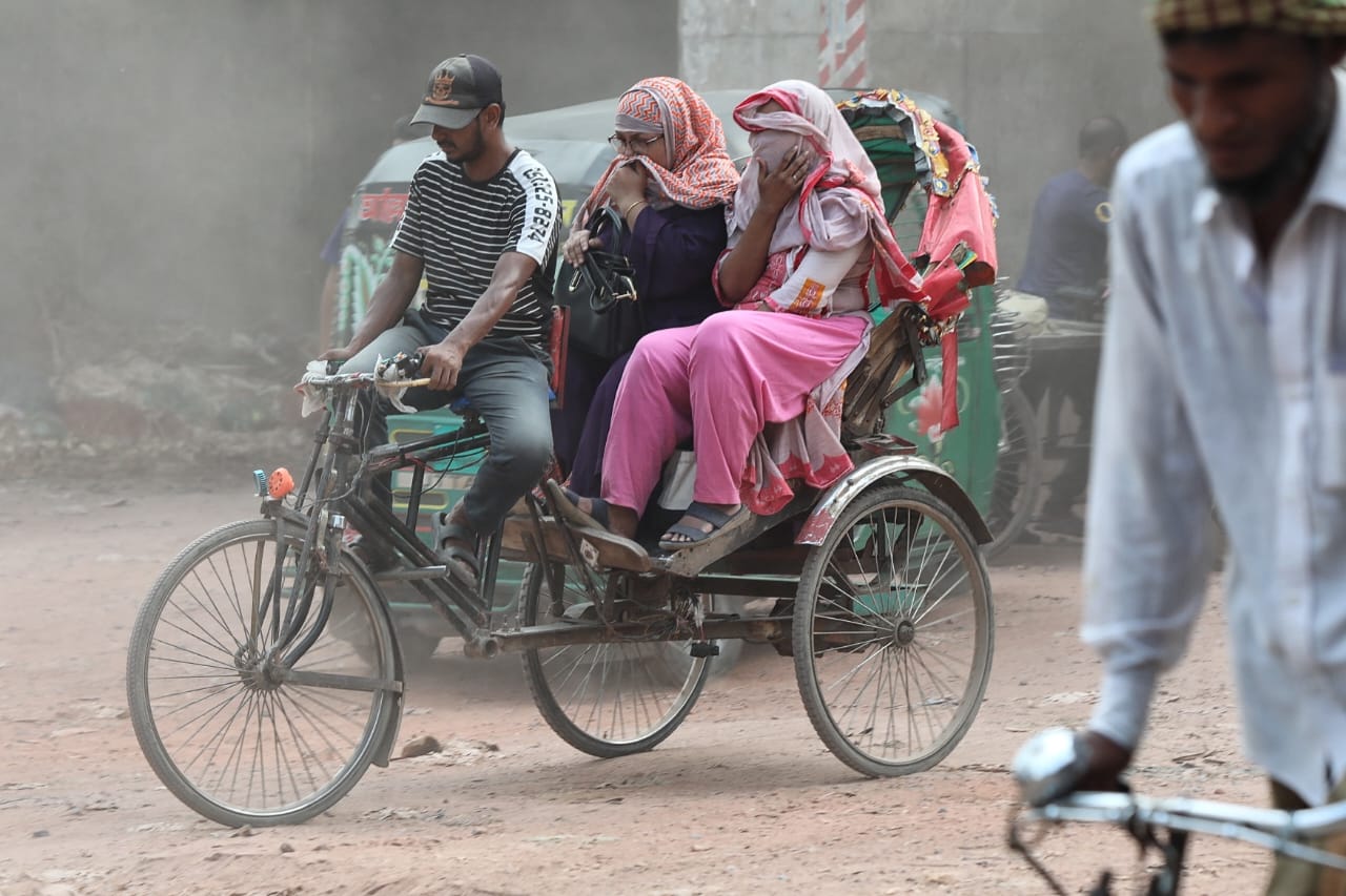 Dhaka 4th worst city in the world Tuesday morning