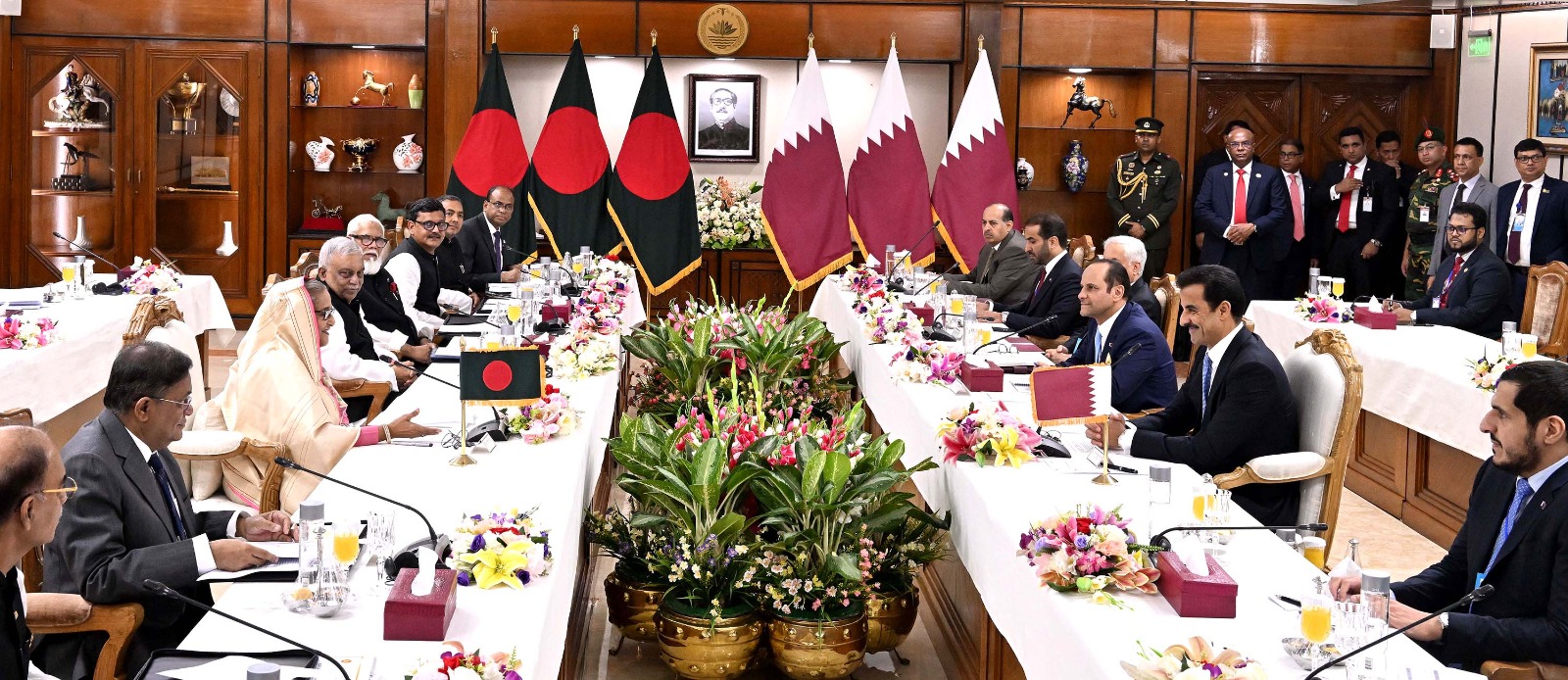 Bangladesh, Qatar sign 10 cooperation documents to take ties to new height