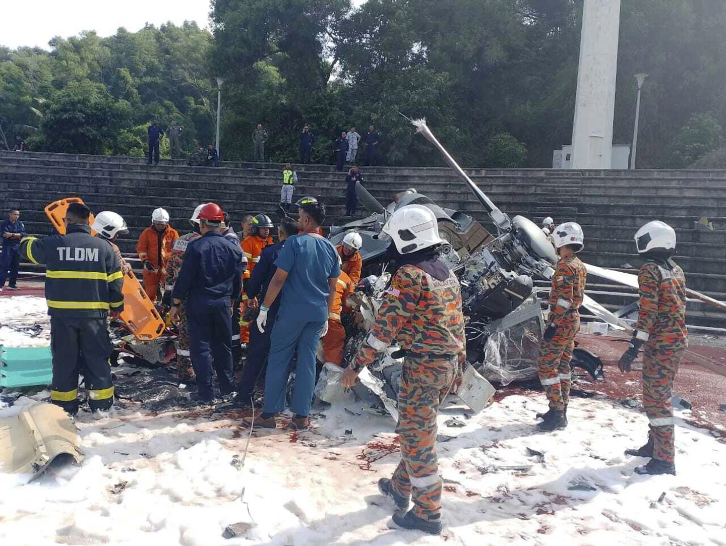2 Malaysian military helicopters collide and crash while training, killing all 10 crew