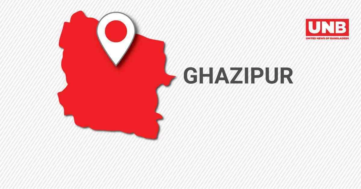 Two buses, pick-up van set on fire in Gazipur on day 2 of latest blockade