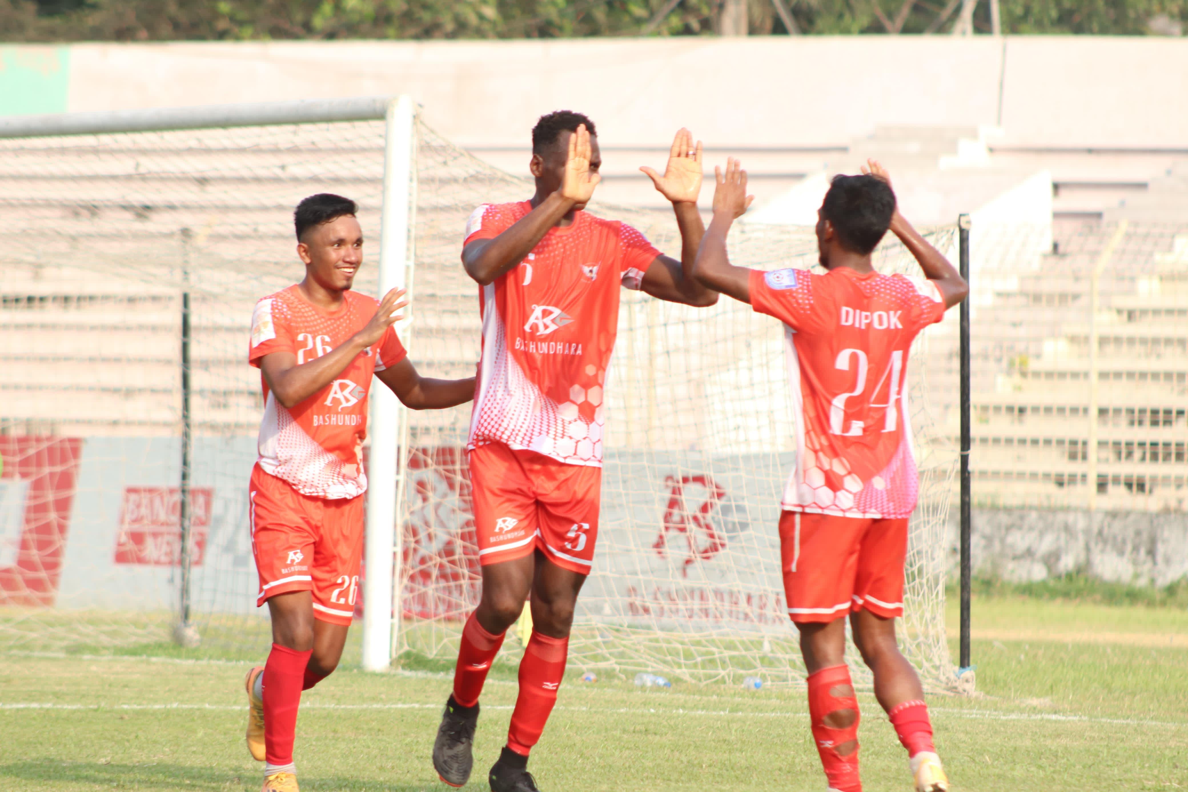 BPL Football: Police FC earn 6th win beating Rahmatganj MFS