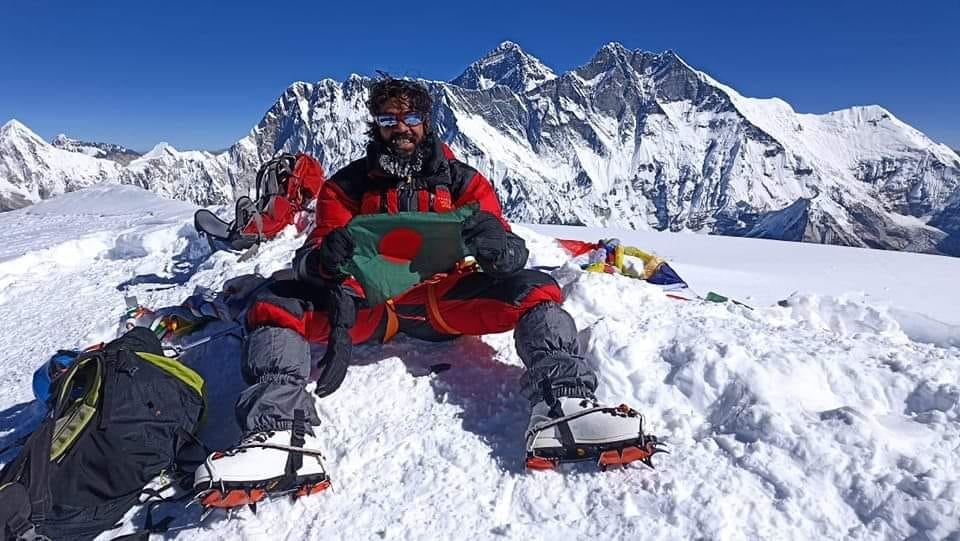 Physician Babar Ali 6th Bangladeshi to conquer Mount Everest, eyes Mount Lhotse next
