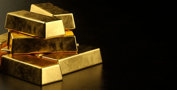 Gold prices hit new record high