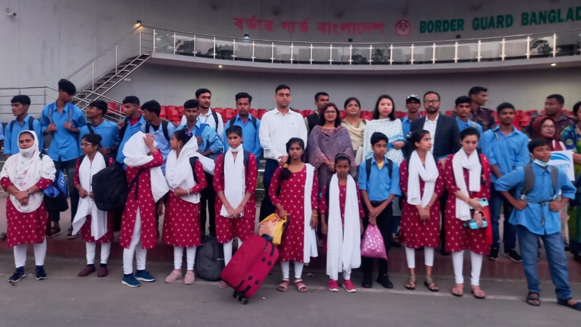 24 Bangladeshis return home after serving 2 years in Indian jail