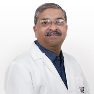 Dr. Atul Bhasin - Director in Internal Medicine Department at BLK-Max Super Speciality Hospital, New Delhi