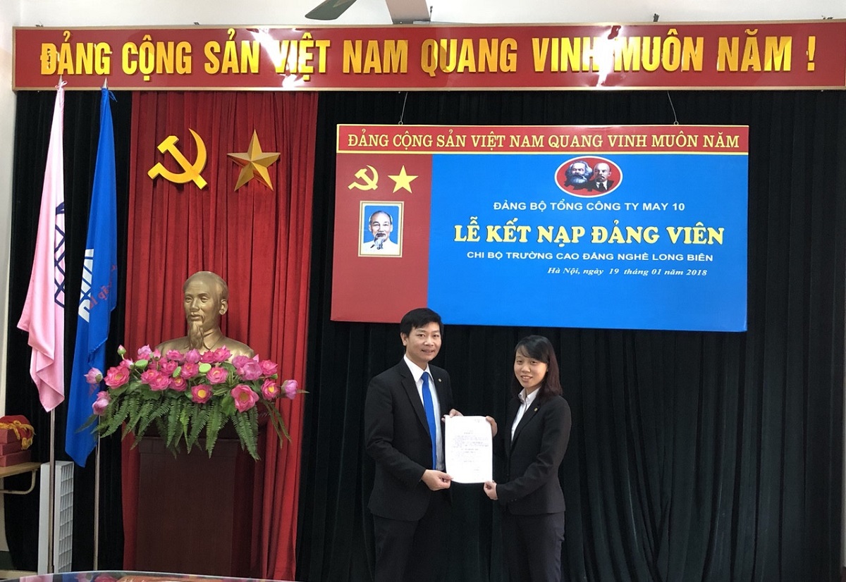 Mẫu đơn xin vào Đảng chuẩn pháp lý năm 2024