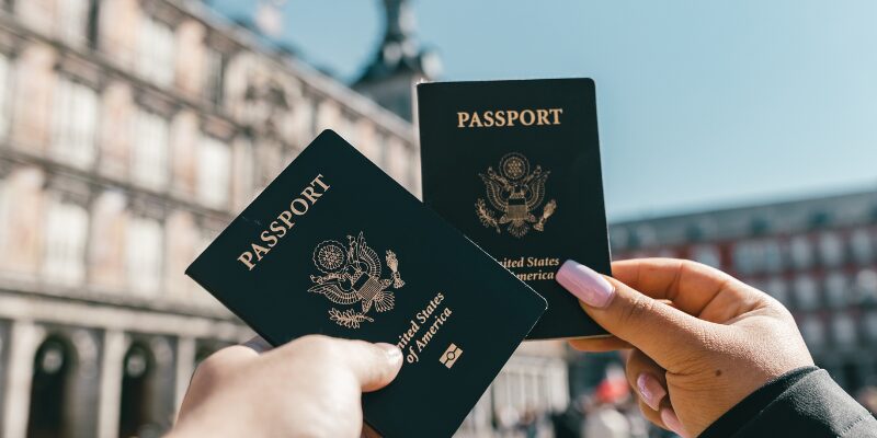 Đổi hộ chiếu hết hạn cần giấy tờ gì?
