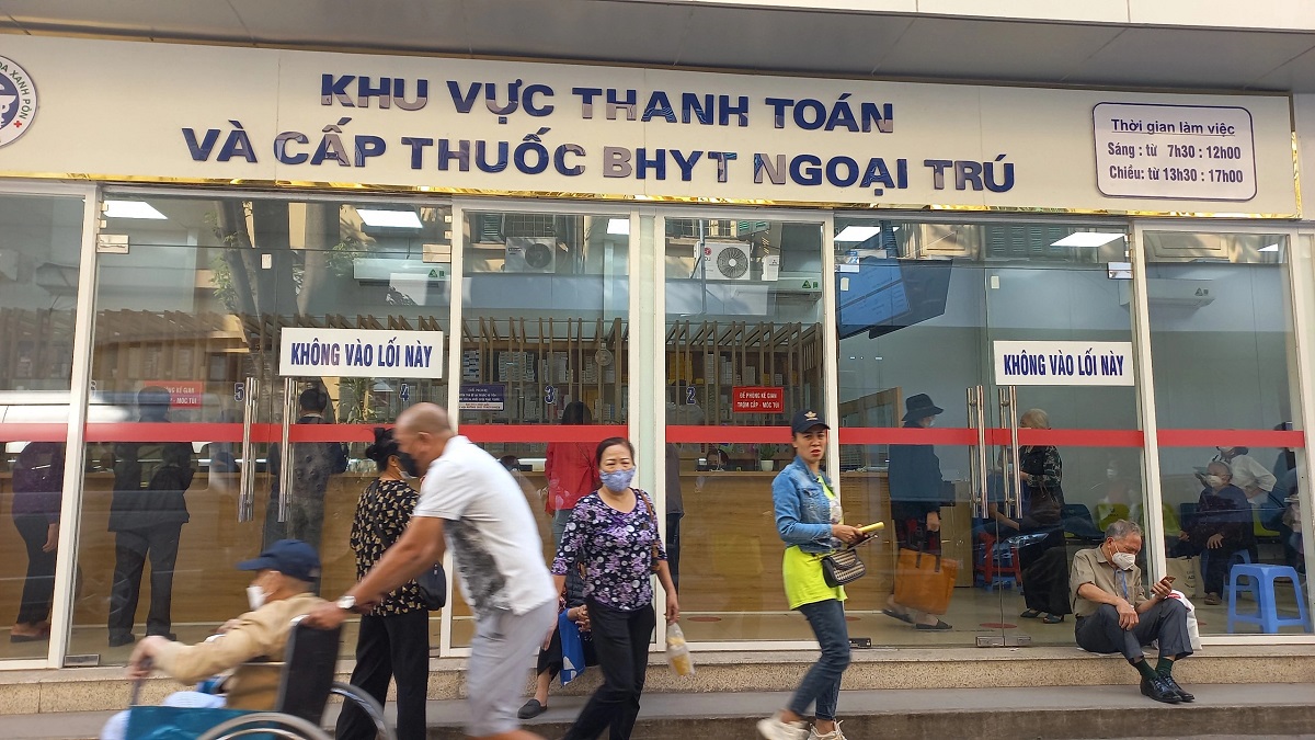 Khám ngoại trú trái tuyến có được hưởng bảo hiểm y tế?