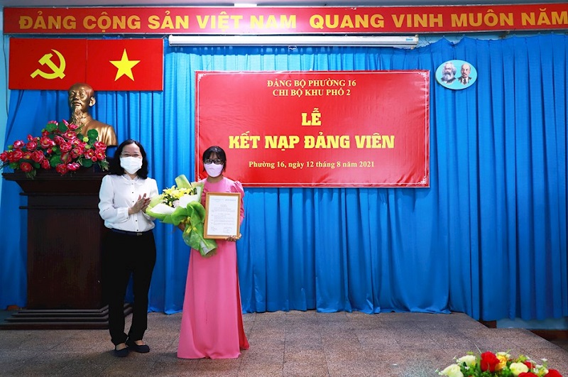 Thủ tục kết nạp đảng năm 2024