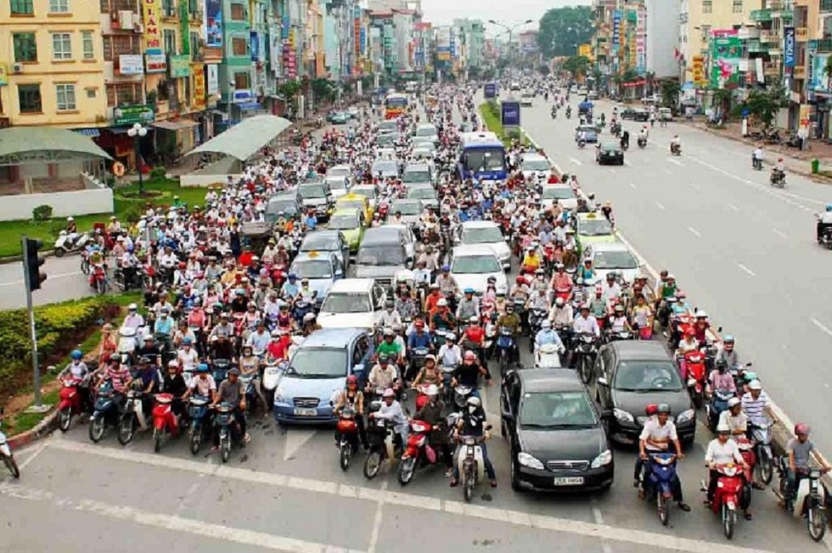 Đè vạch đèn đỏ phạt bao nhiêu theo quy định?