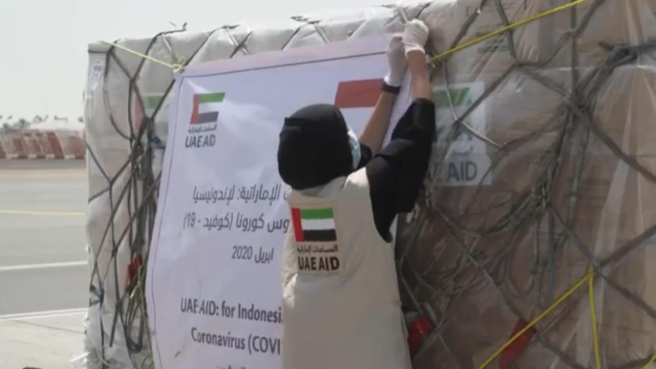 COVID-19 - UAE distributes 1,000 tons of protective equipment for 1 million medical personnel worldwide