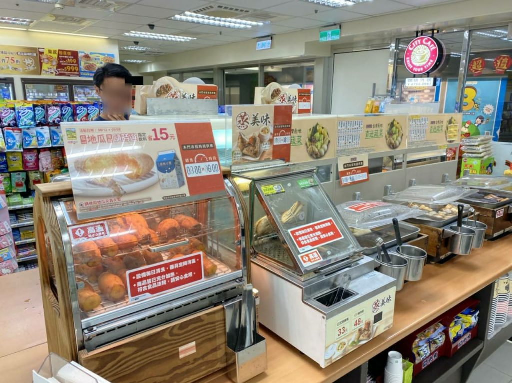 Minimarkets enliven Taiwanese life