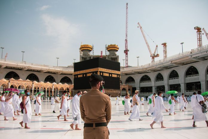 Pilgrims to have three hours to perform umrah at first stage of resumption