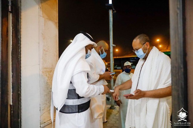 Sterilization in the Grand Mosque maximized to welcome first batch of umrah pilgrims