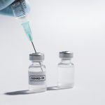 COVID-19 – Vaksin buatan pusat penelitian Chumakov Rusia digunakan setelah uji klinis