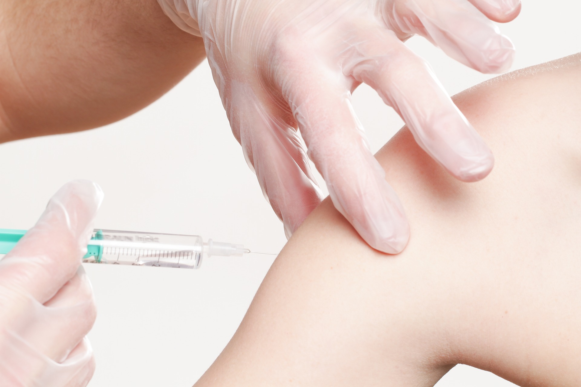 COVID-19 – Ribuan orang di Arab Saudi terima vaksinasi