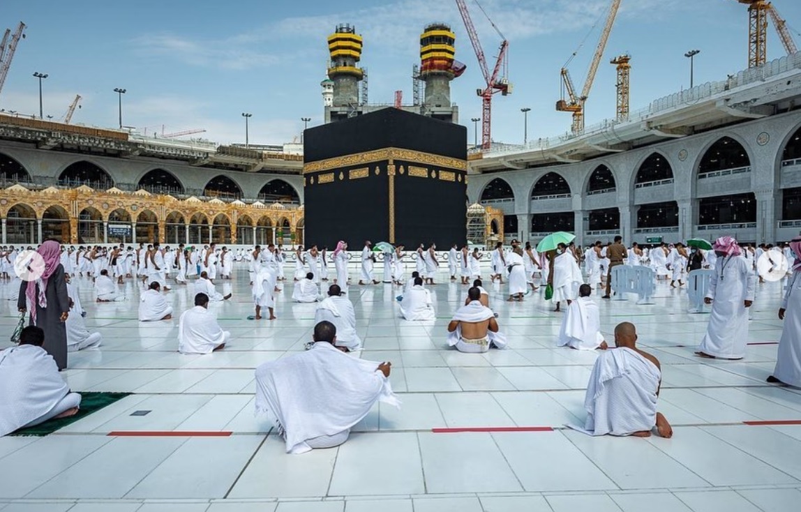 Saudi Arabia Serves 100000 Foreign Pilgrims During Umrah Service