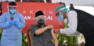 COVID-19 – Indonesian VP receives first dose of CoronaVac vaccine