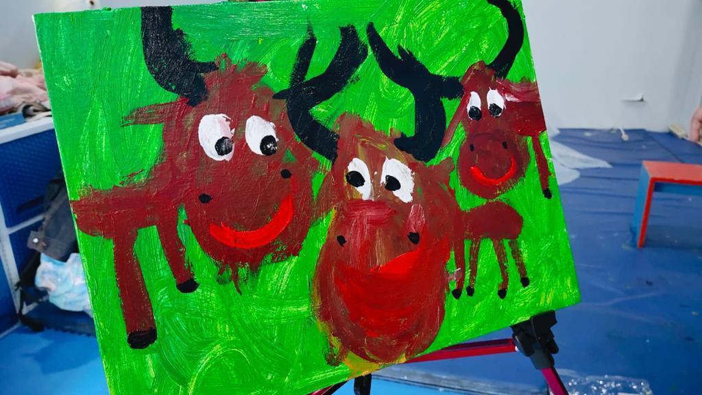 Autistic girl sells art works for underprivileged families