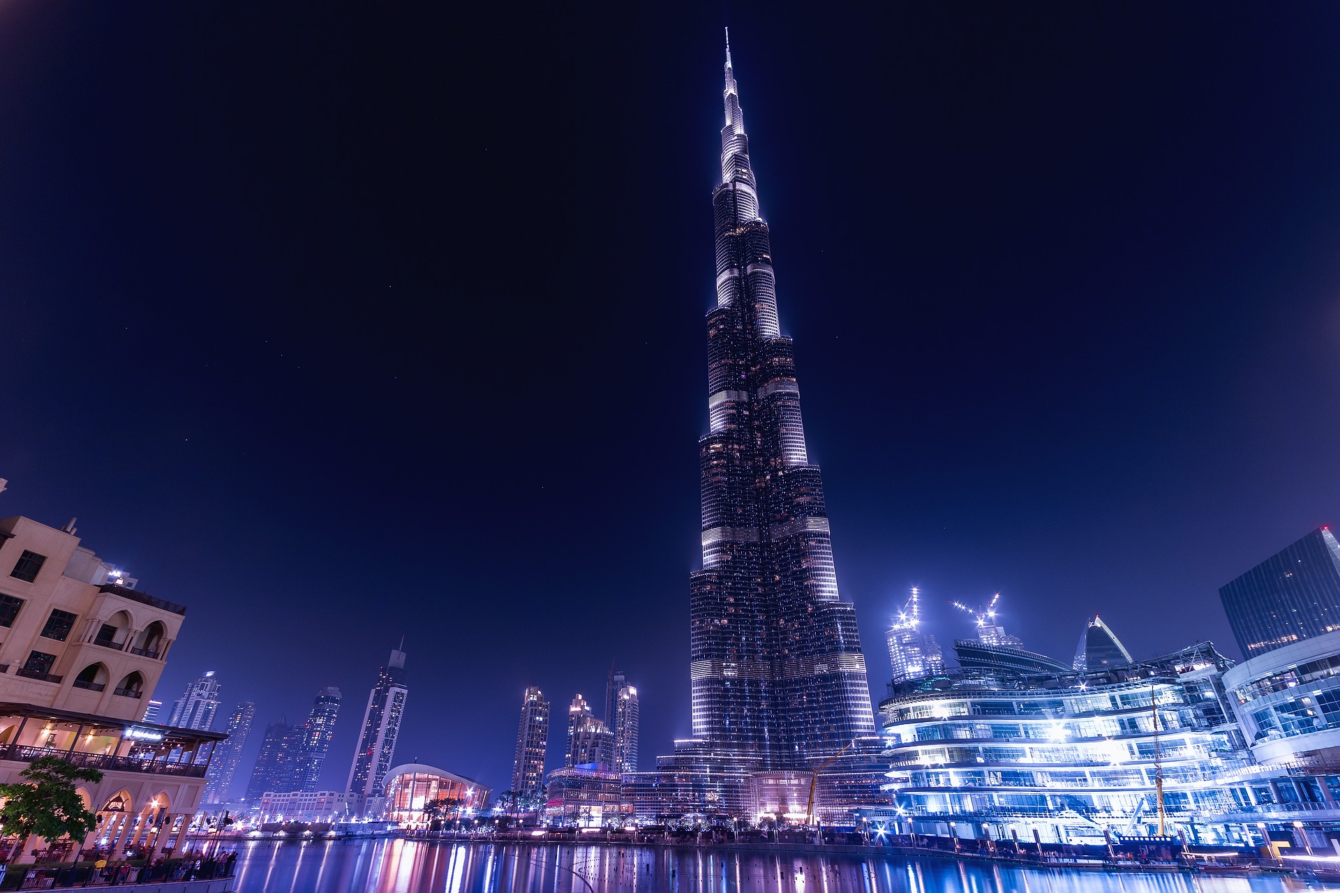 Burj Khalifa gedung tertinggi di dunia