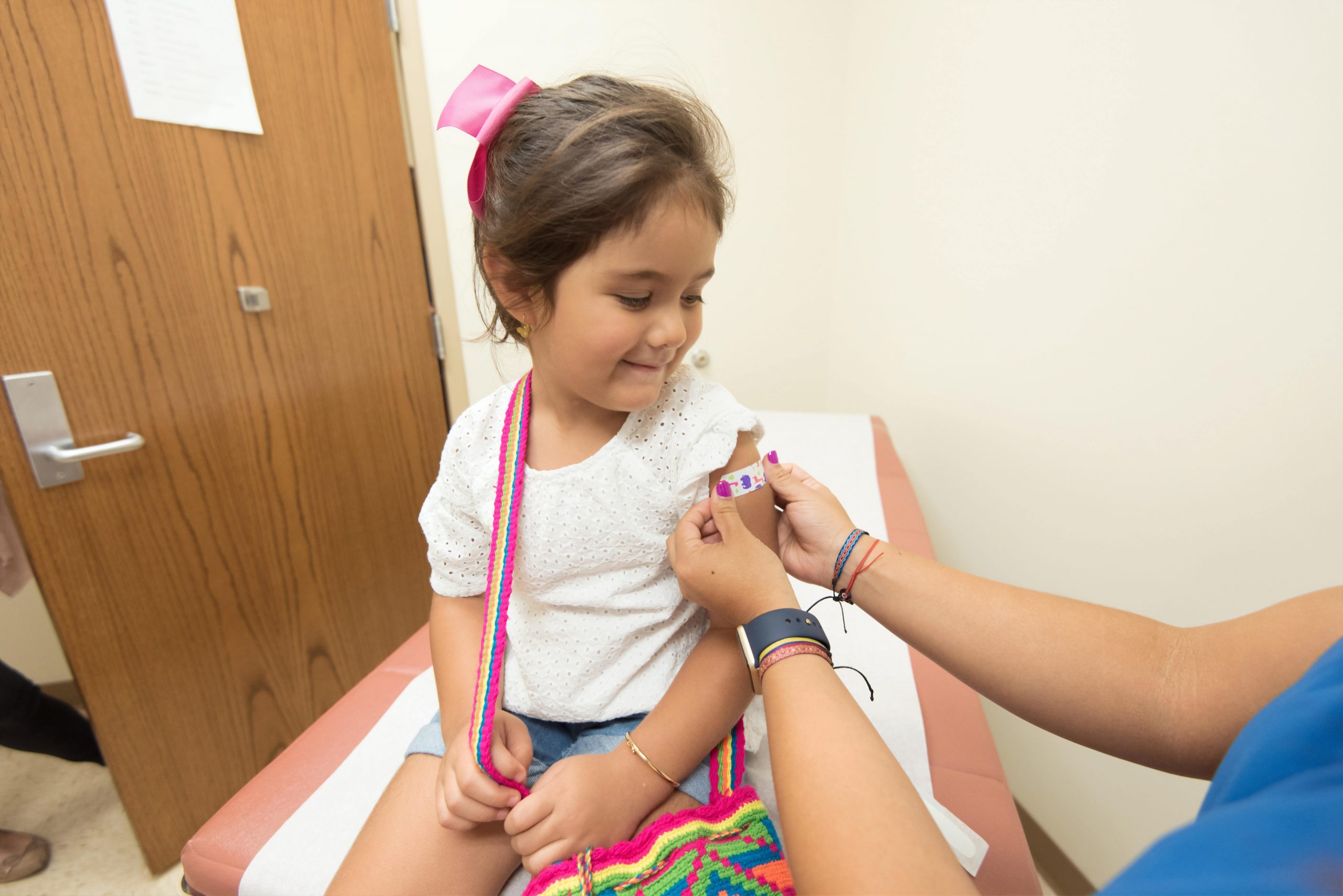 COVID-19 – AS izinkan suntikan pertama vaksin untuk anak