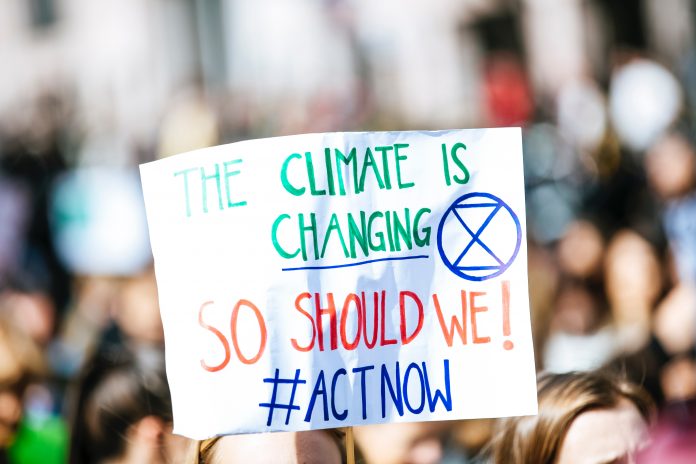 Sedikitnya 1.000 demonstran protes kebijakan iklim di Sidney dan Melbourne
