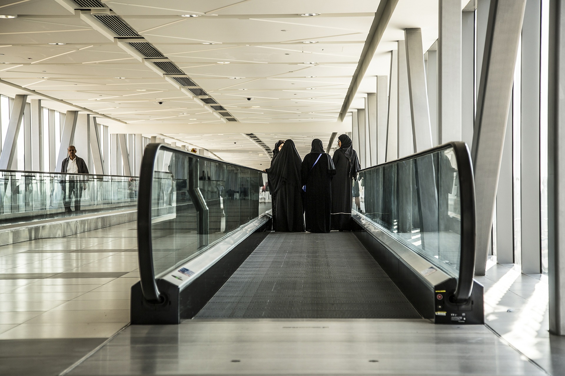 Partisipasi perempuan Saudi di sektor ekonomi mencapai 33,2 persen