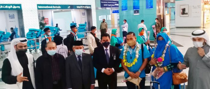 Jamaah umroh Indonesia pertama tiba di Arab Saudi sejak pandemik