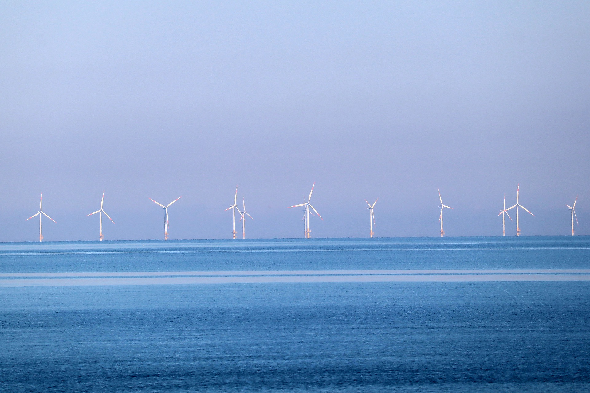 Operator tenaga nuklir China luncurkan ladang angin lepas pantai