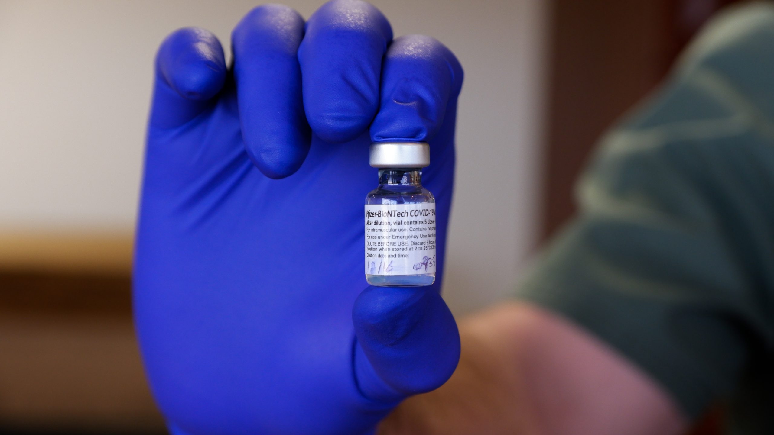 COVID-19 – ‘Booster’ mungkin diwajibkan sebagai vaksinasi lengkap di Australia