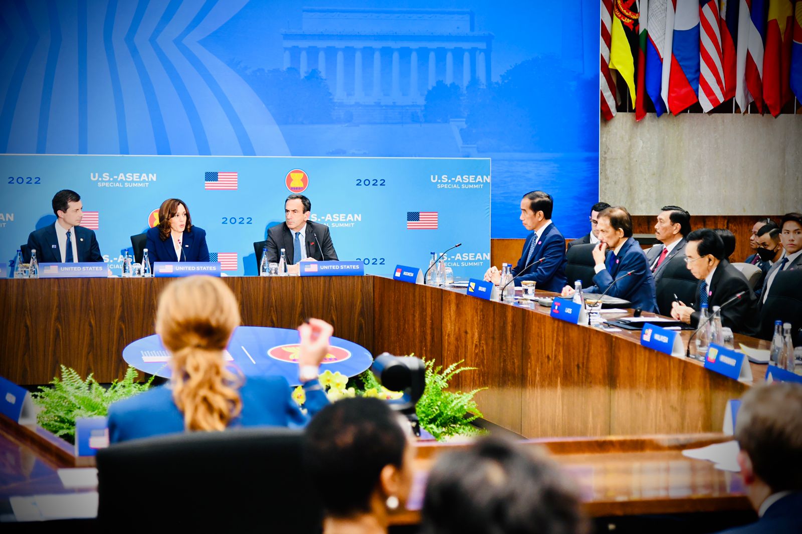 Indonesian president encourages ASEAN-U.S. partnership in handling Climate Change