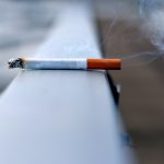 Inggris naikkan batas usia merokok tiap tahun sampai dilarang total