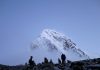 Nepal bersiap pindahkan base camp Everest karena gletser mulai meleleh