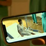 pasien holografik rumah sakit inggris