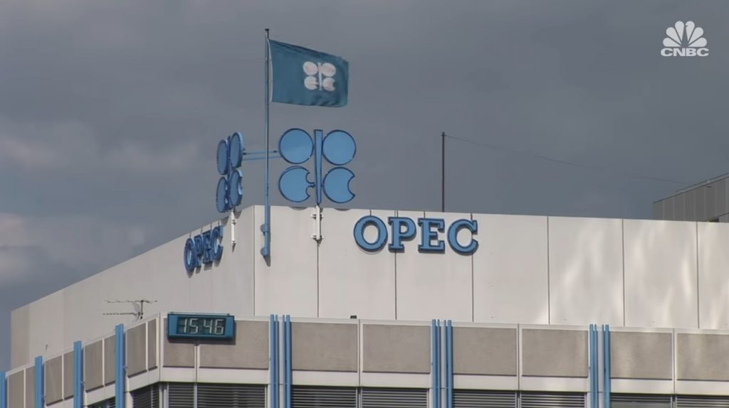 Harga minyak naik di atas 2 dolar, redupkan kenaikan pasokan OPEC+
