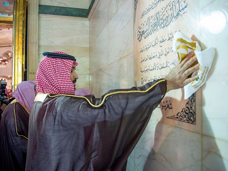 Putra Mahkota Saudi pimpin pembersihan Ka’bah