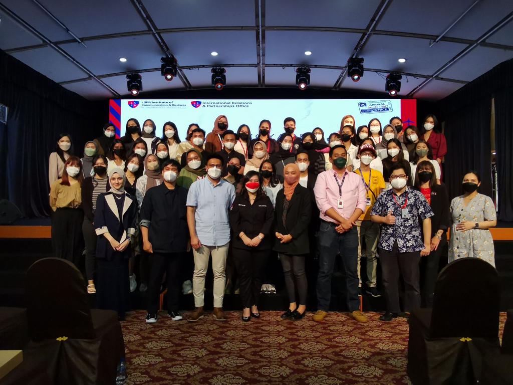 LSPR Jakarta sends 50 students abroad for student exchange