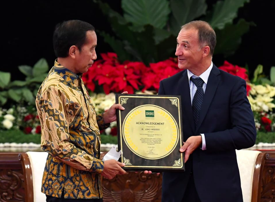 News Focus – Rice self-sufficiency award from IRRI gift for Indonesia's 77th anniversary