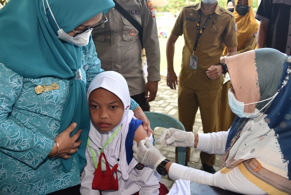 COVID-19 – Indonesia approves Comirnaty for booster on children 16-18 yo