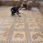 Lantai mosaik era Bizantium