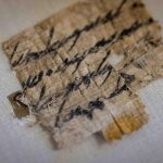 Dokumen papirus kuno