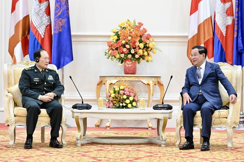 Militer China dan Kamboja