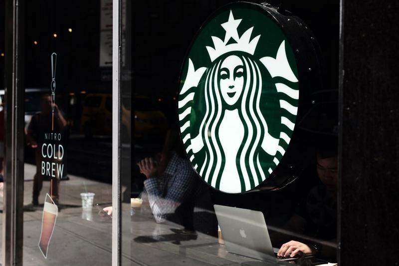 Karyawan Starbucks mogok kerja