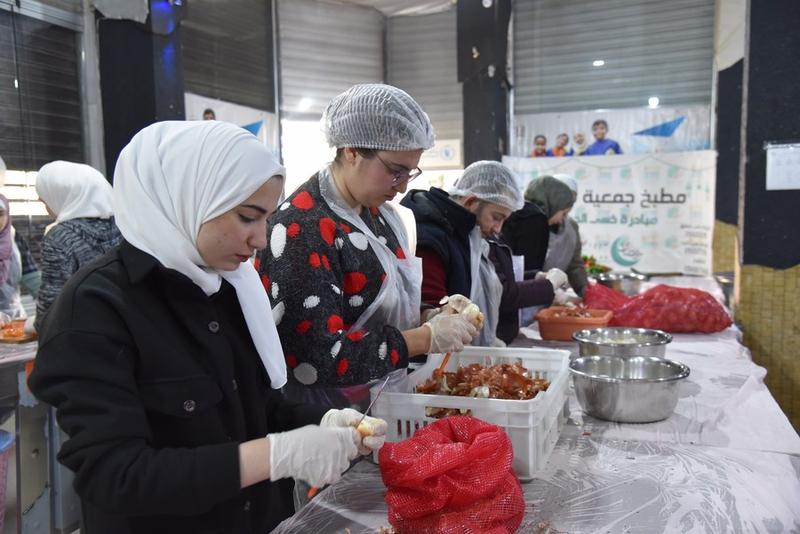 Solidaritas pascagempa dahsyat Turkiye-Suriah 